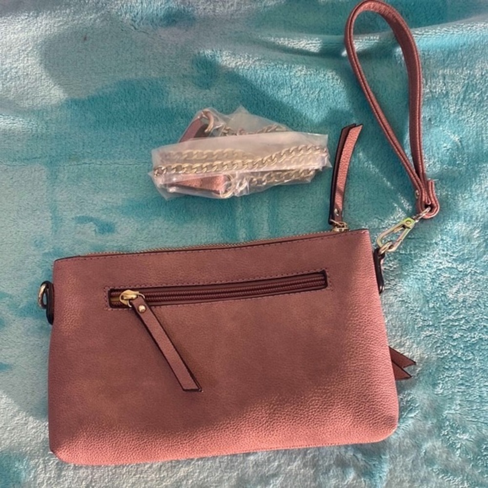 NWOT pebbled faux leather wristlet or convert (shoulder strap included)